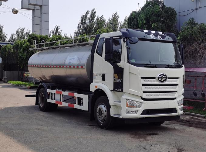 龙帝牌CSL5180GNYE6鲜奶运输车历史公告参数与生鲜乳道路运输适用性解析